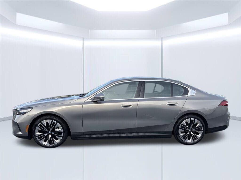 2026 BMW i5