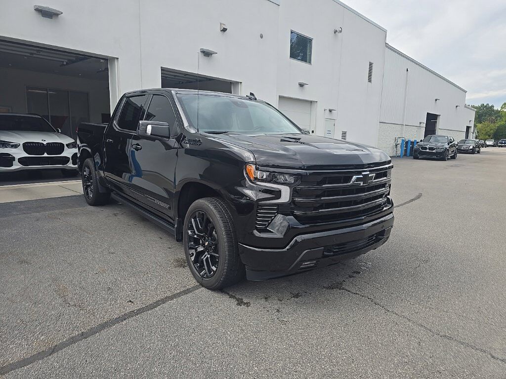 2025 CHEVROLET Silverado
