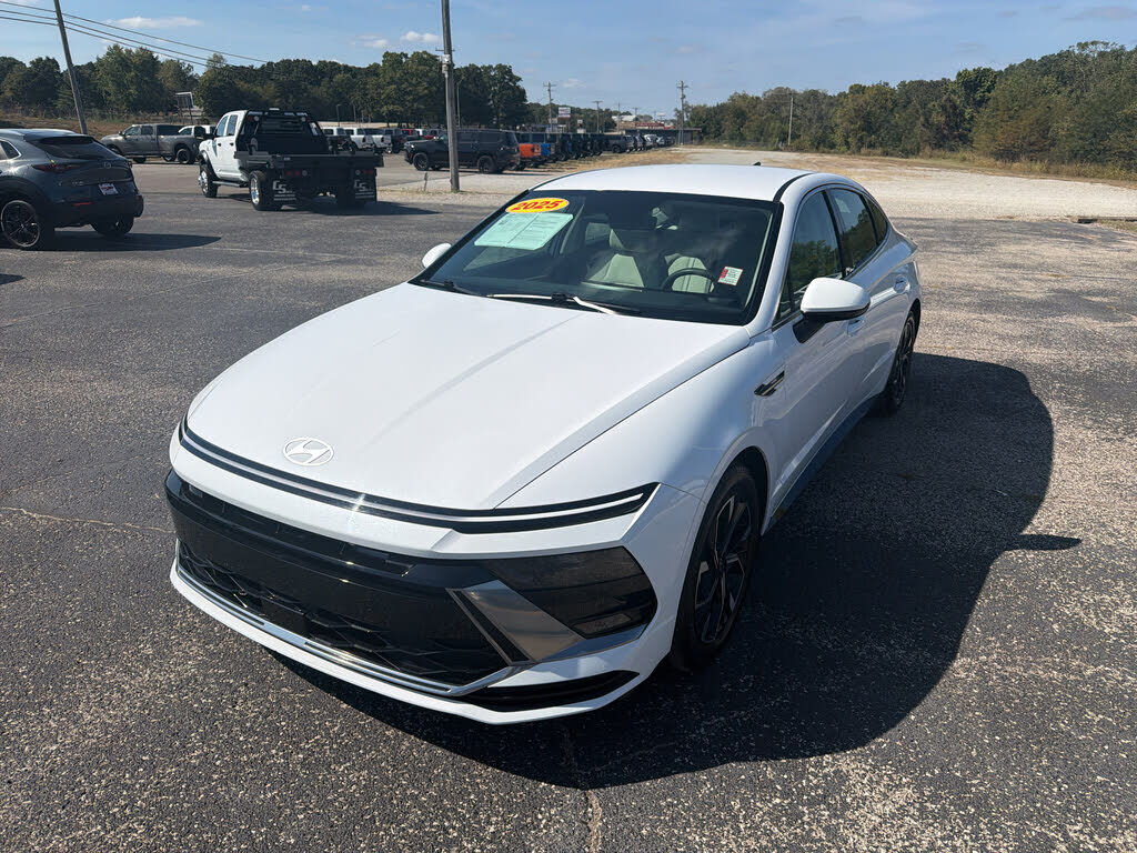2025 HYUNDAI Sonata