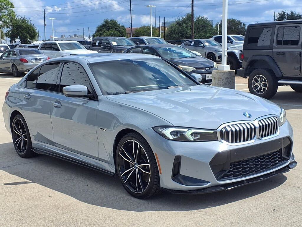 2023 BMW 330e
