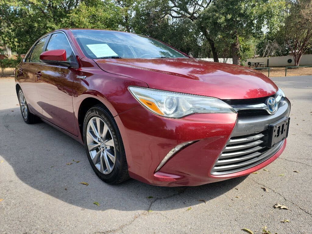 2016 TOYOTA Camry