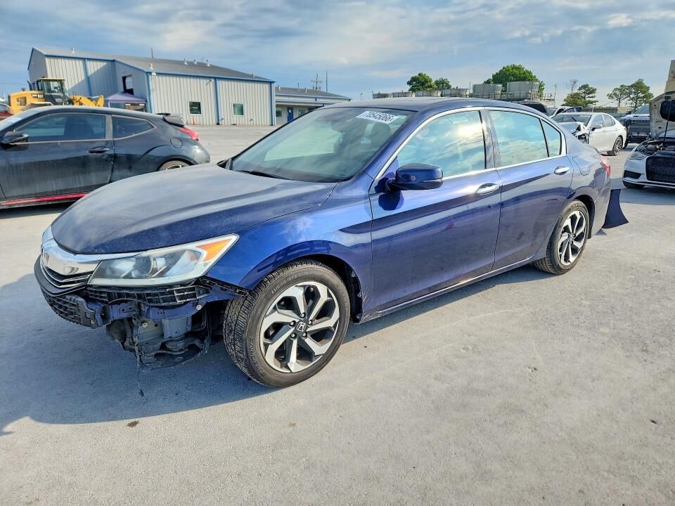 2017 HONDA Accord