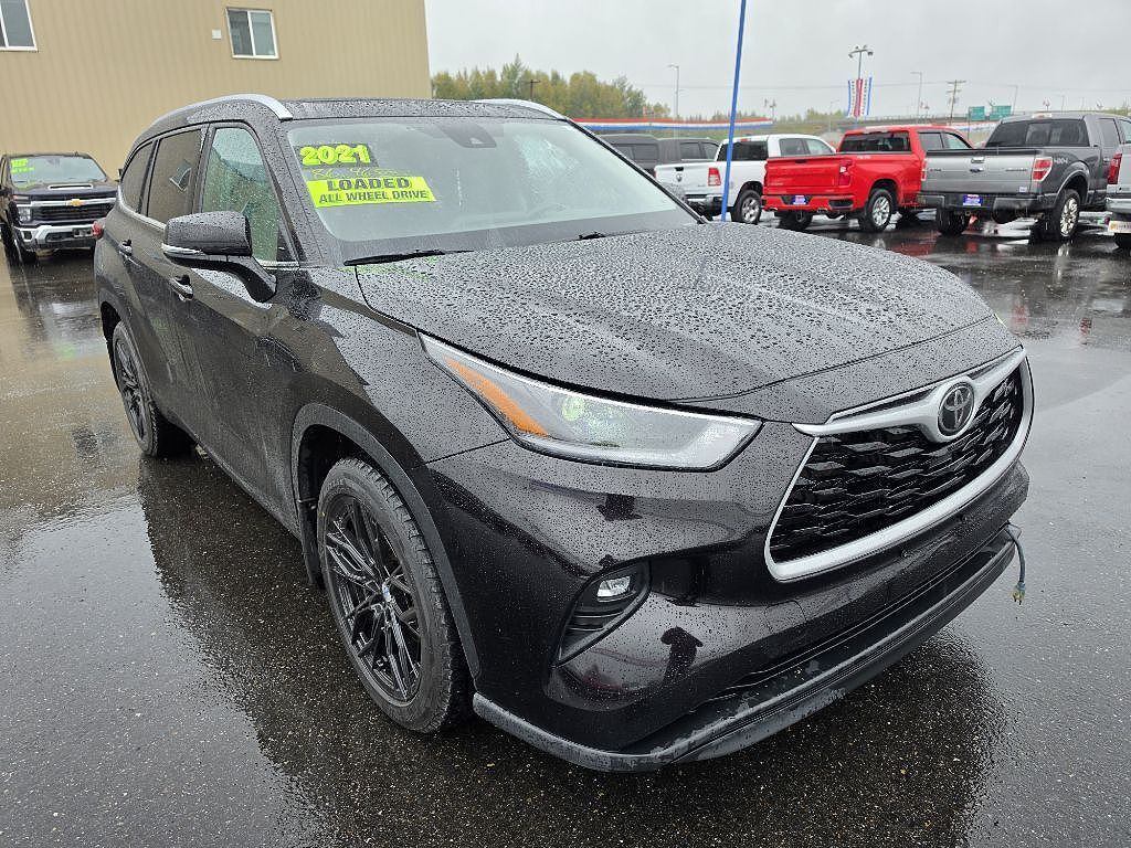 2021 TOYOTA Highlander