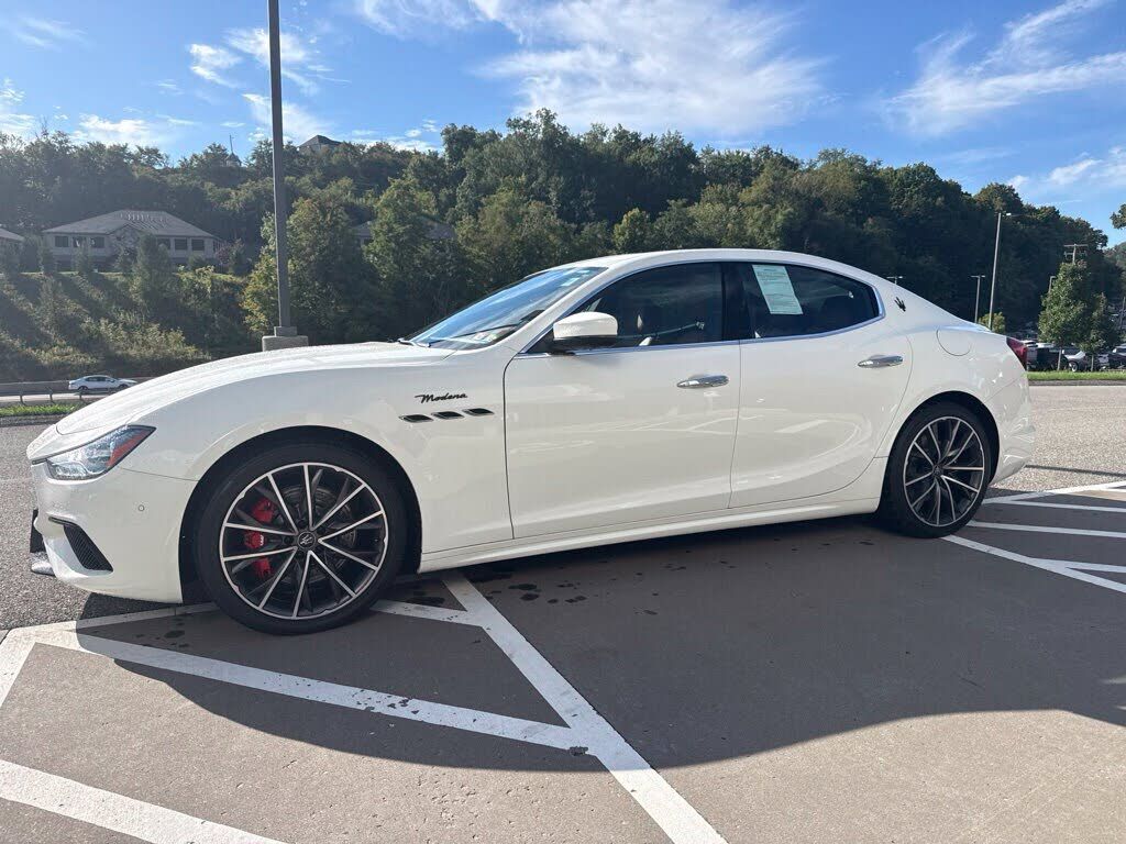 2022 MASERATI Ghibli