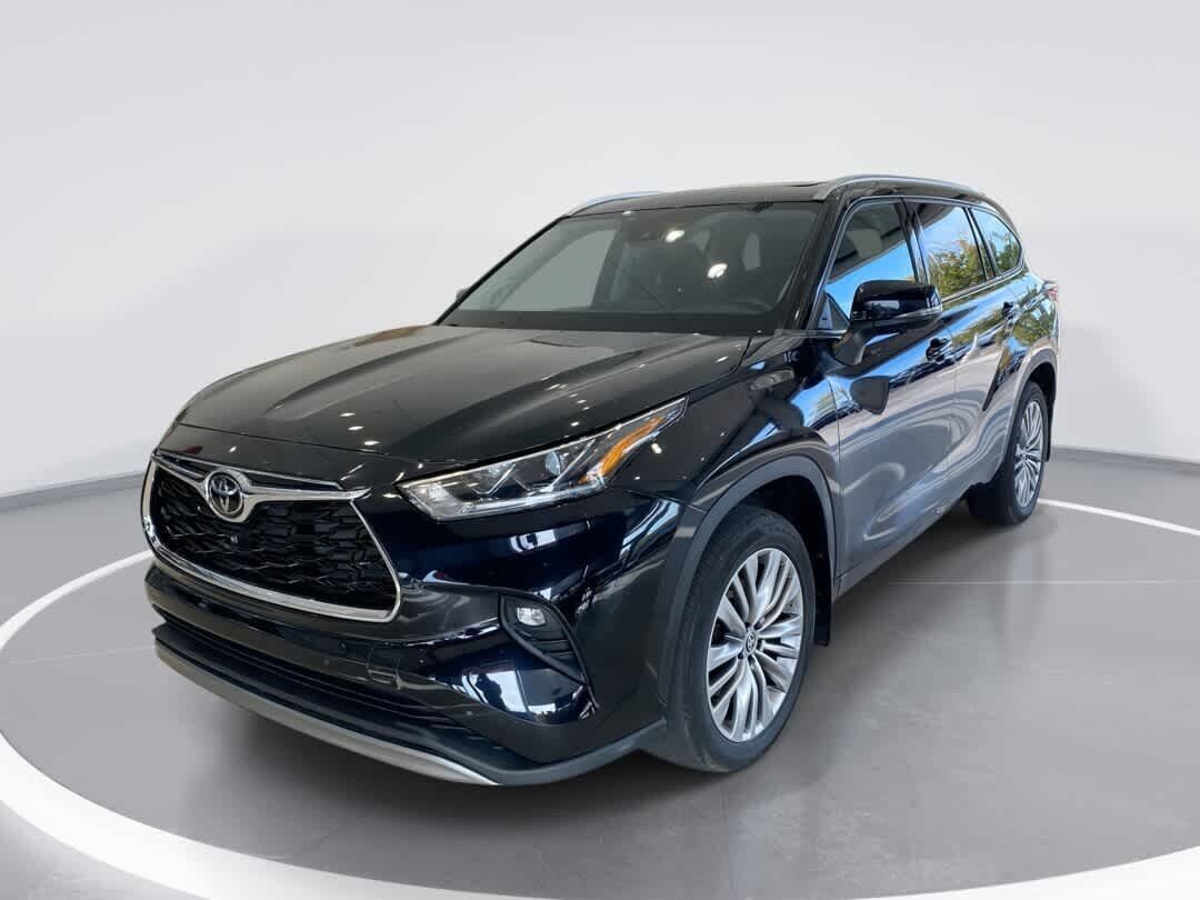 2023 TOYOTA Highlander