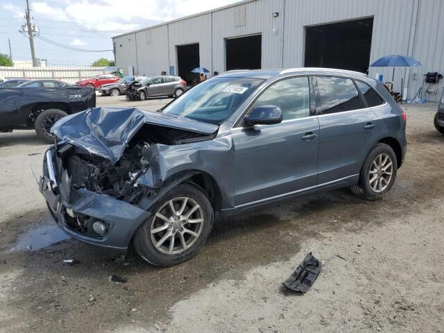 2011 AUDI Q5