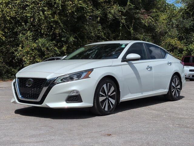 2022 NISSAN Altima