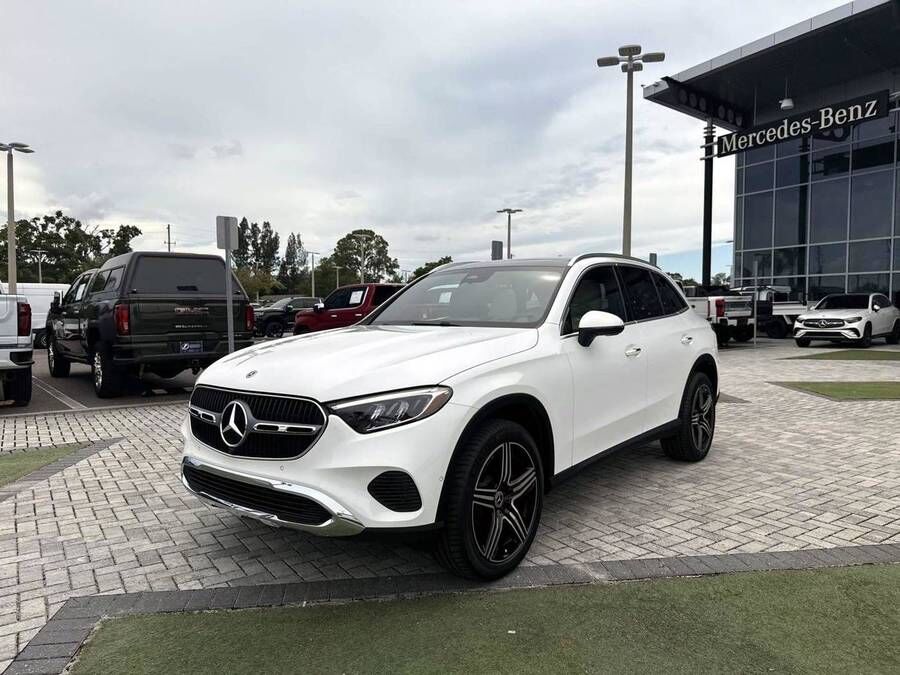 2027 Mercedes-Benz GLC-Class