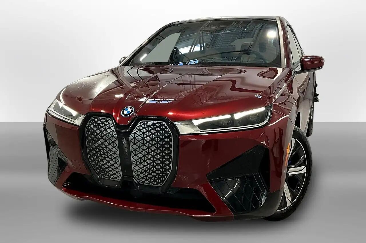 2023 BMW iX