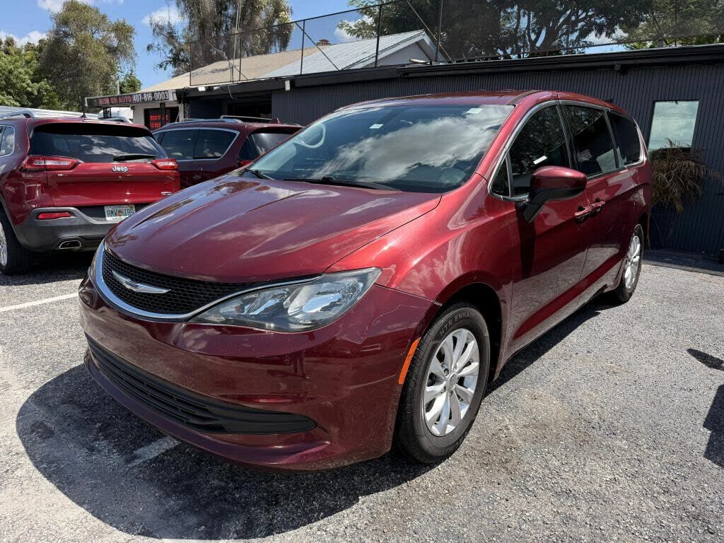 2017 CHRYSLER Pacifica