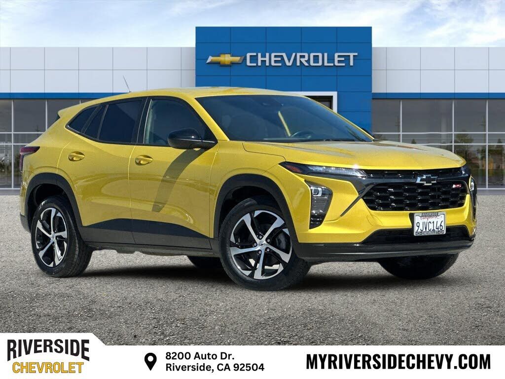 2024 CHEVROLET Trax