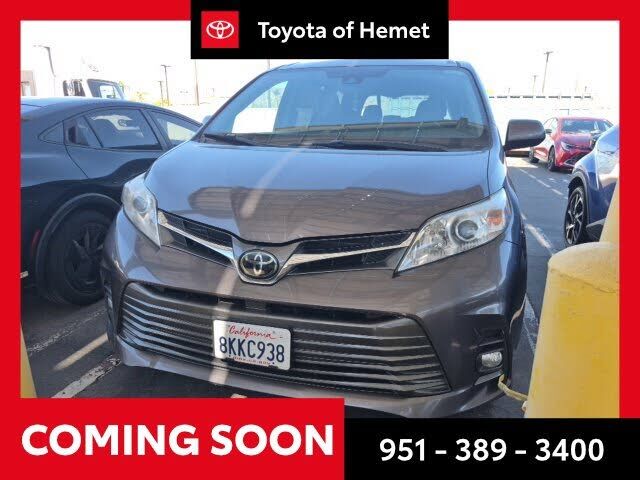 2019 TOYOTA Sienna