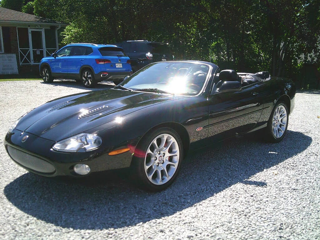 2002 JAGUAR XKR