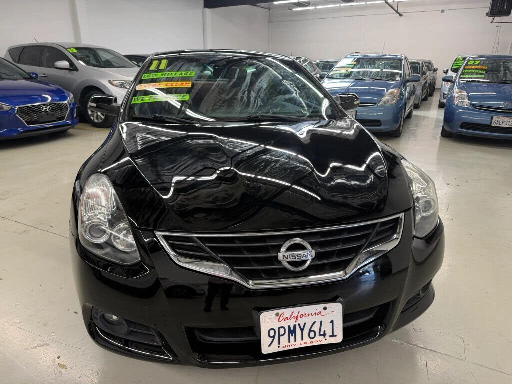 2011 NISSAN Altima