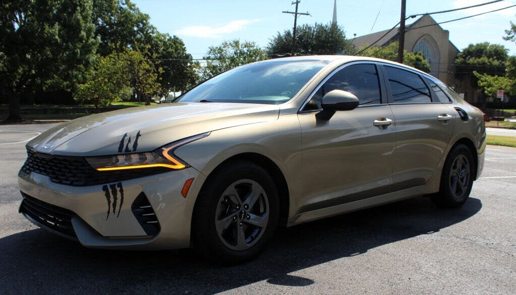 2022 KIA K5