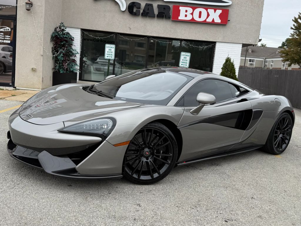 2017 MCLAREN 570S