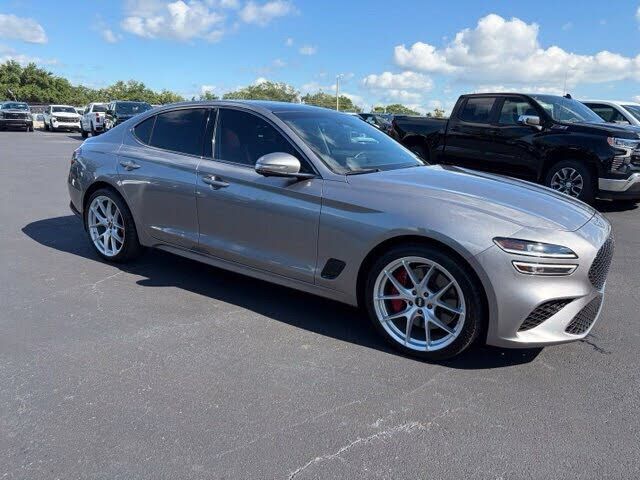 2025 GENESIS G70