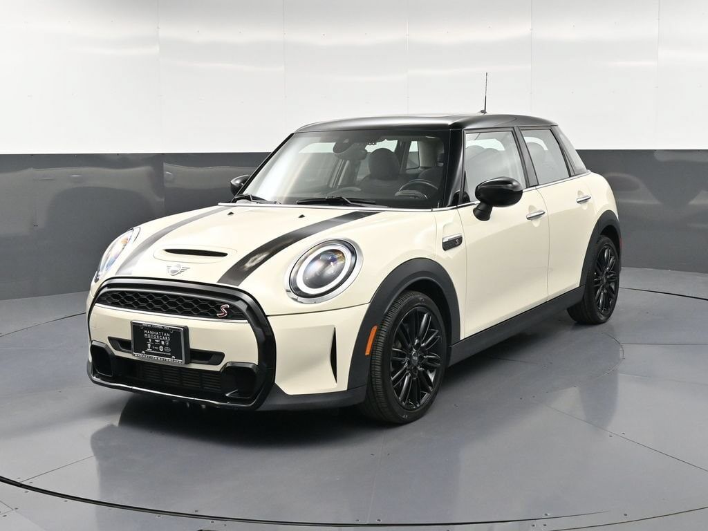 2023 MINI Hardtop