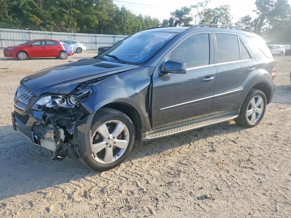 2011 MERCEDES-BENZ M-Class