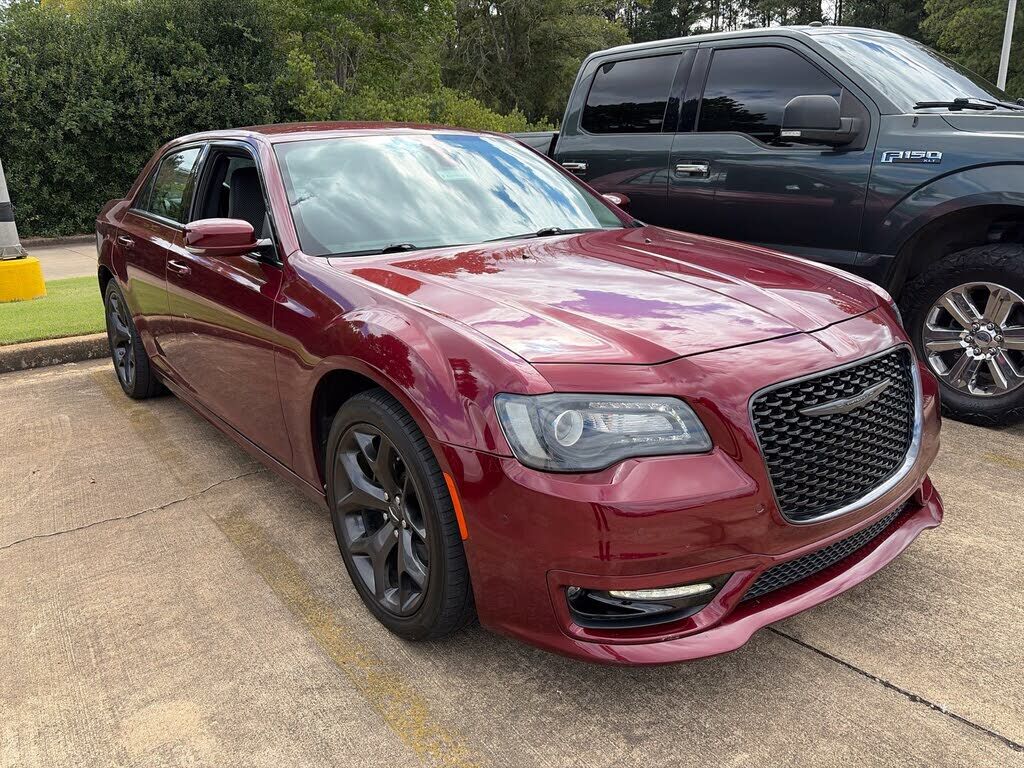 2022 CHRYSLER 300