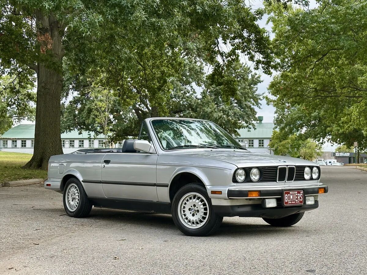1990 BMW 325i