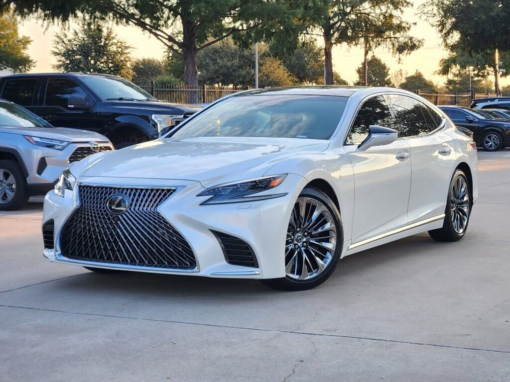 2018 LEXUS LS