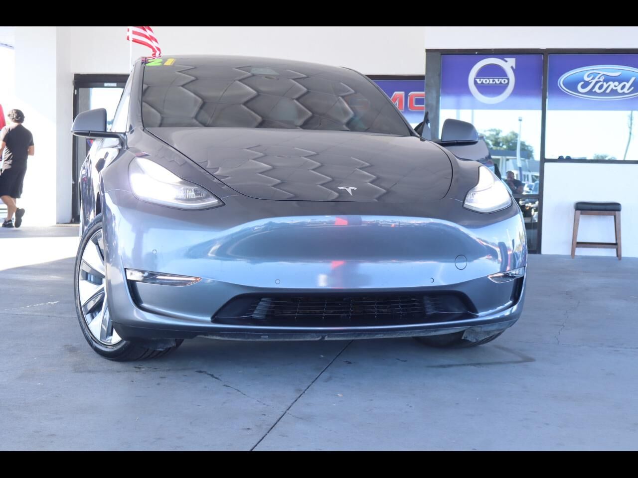 2021 TESLA Model Y