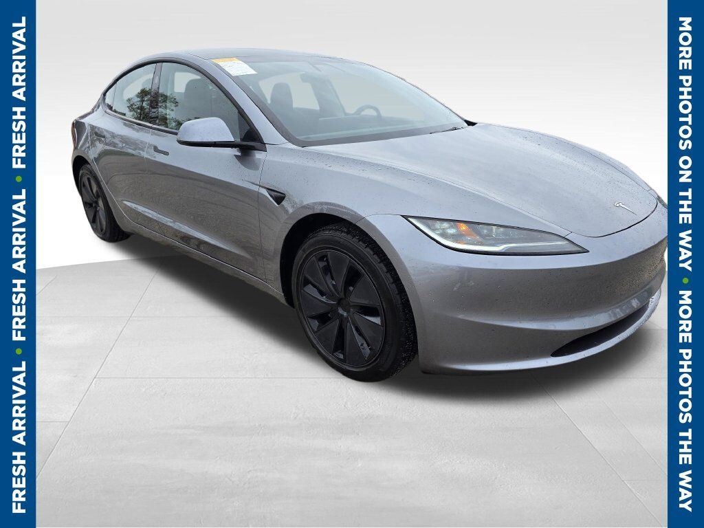 2025 TESLA Model 3
