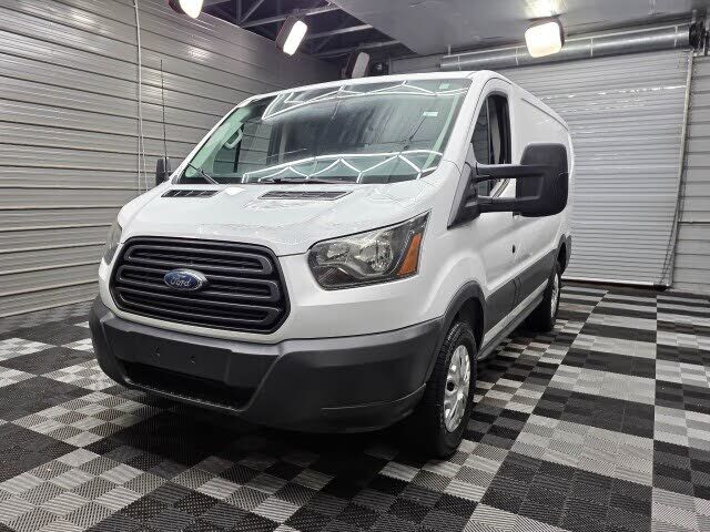 2018 FORD Transit
