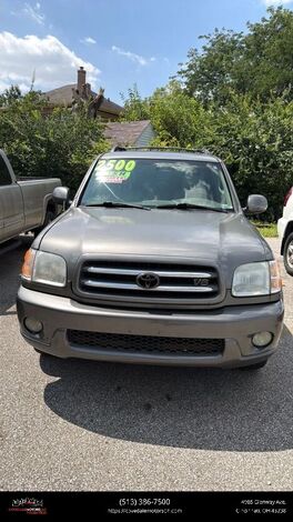 2004 TOYOTA Sequoia