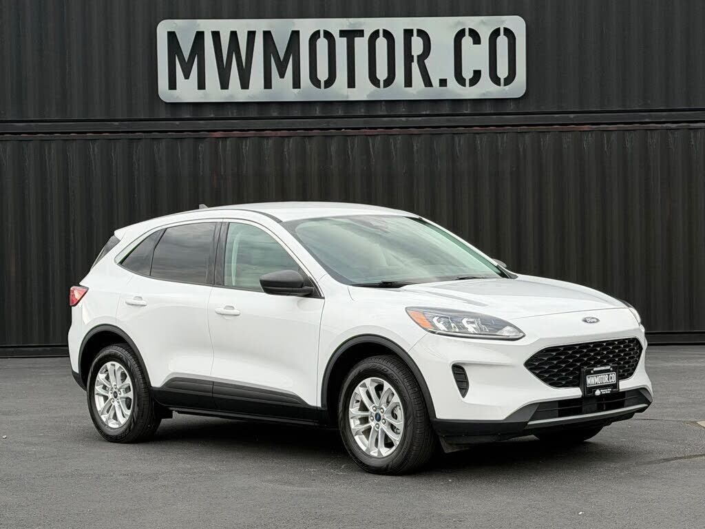 2022 FORD Escape