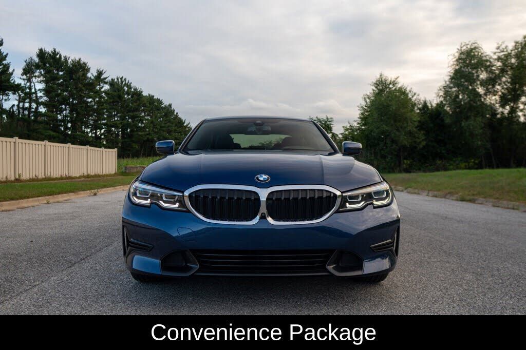 2021 BMW 330i
