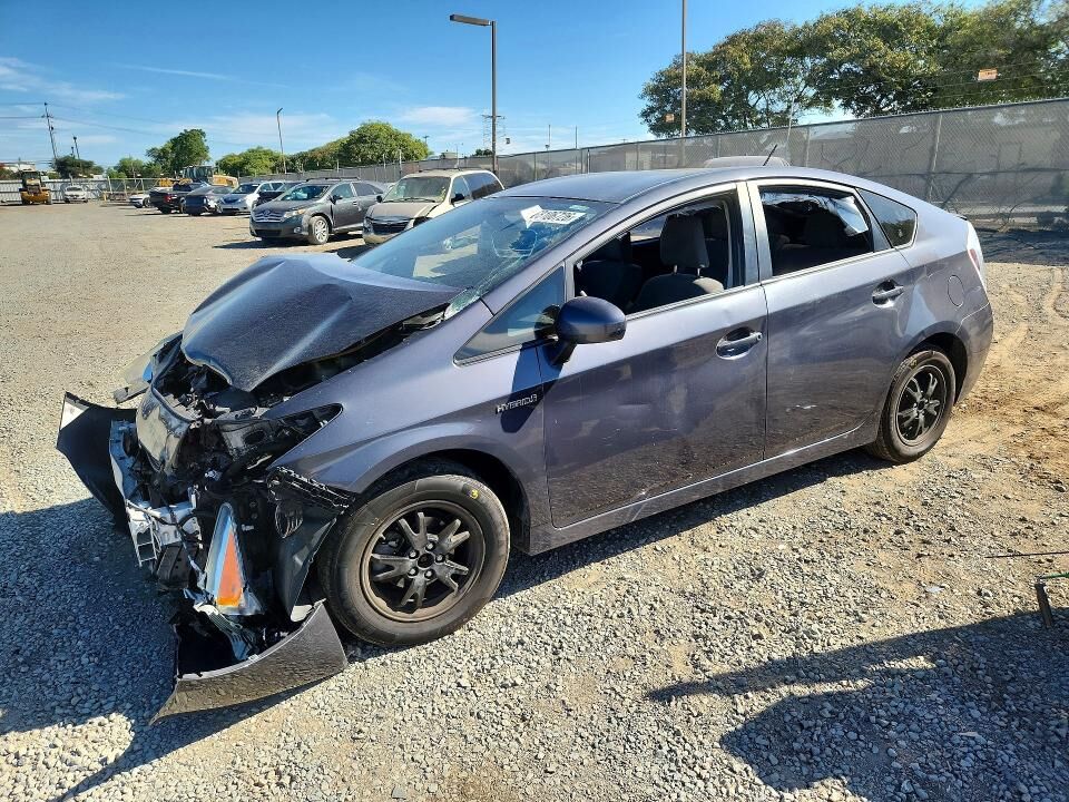 2013 TOYOTA PRIUS