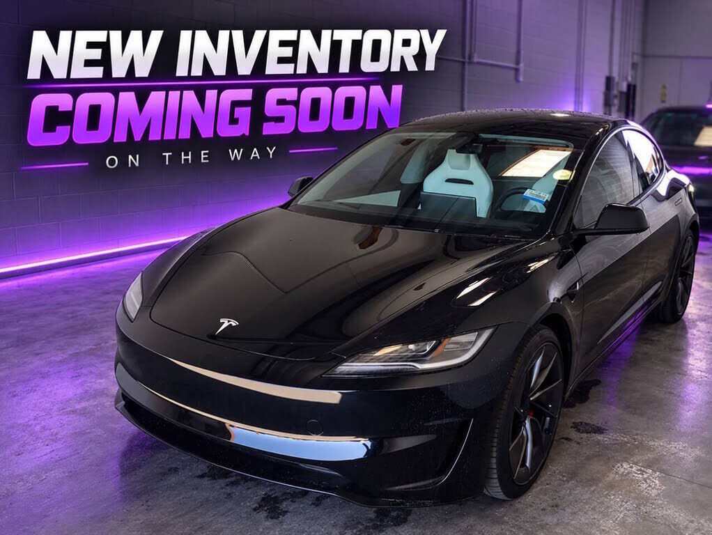 2025 TESLA Model 3