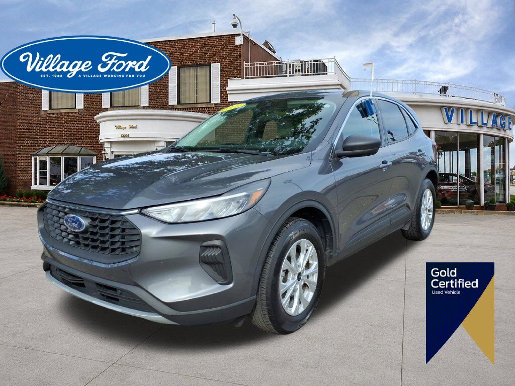 2023 FORD Escape