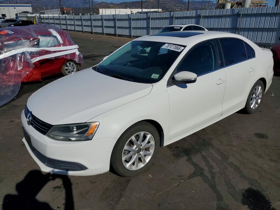 2014 VOLKSWAGEN Jetta