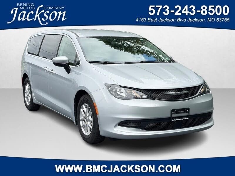 2022 CHRYSLER Pacifica