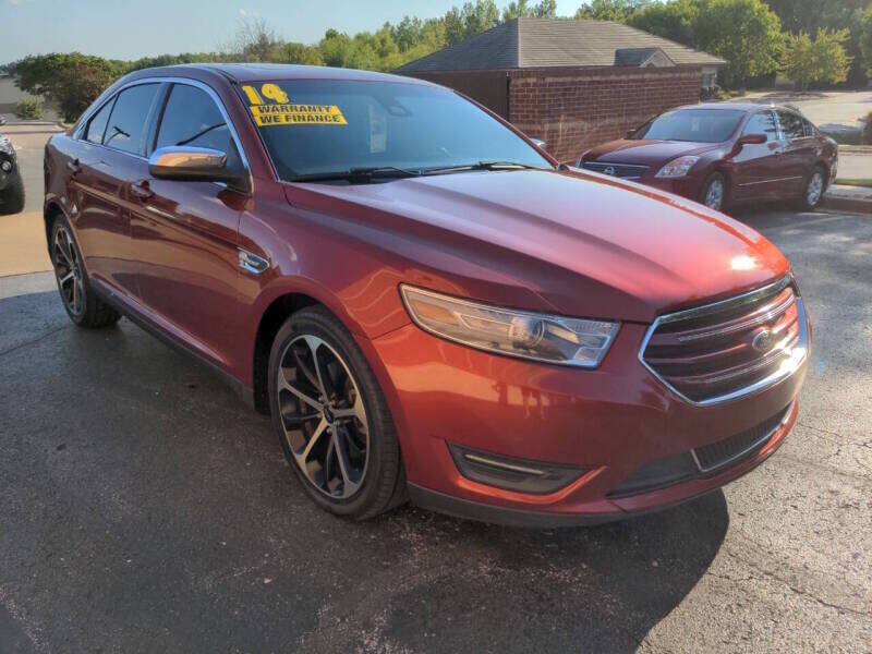 2014 FORD Taurus