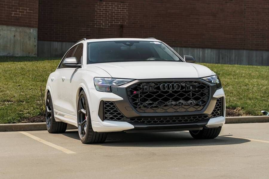 2026 AUDI RS Q8