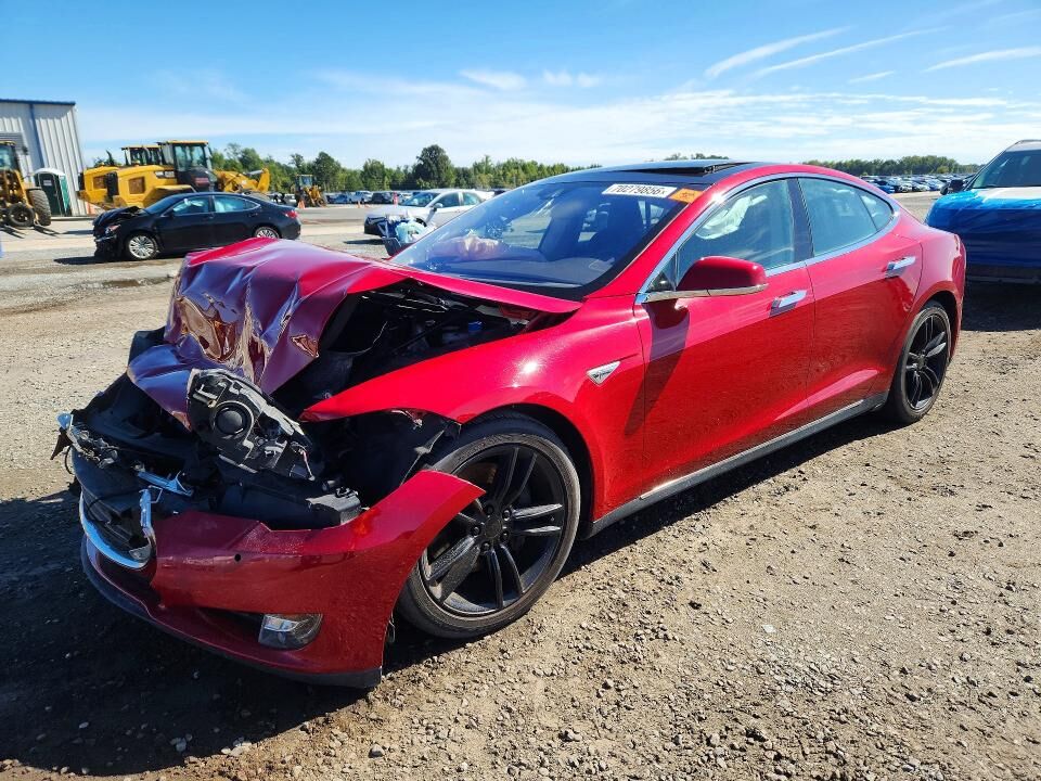 2016 TESLA Model S