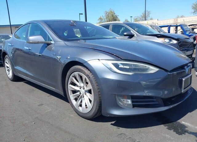 2017 TESLA Model S