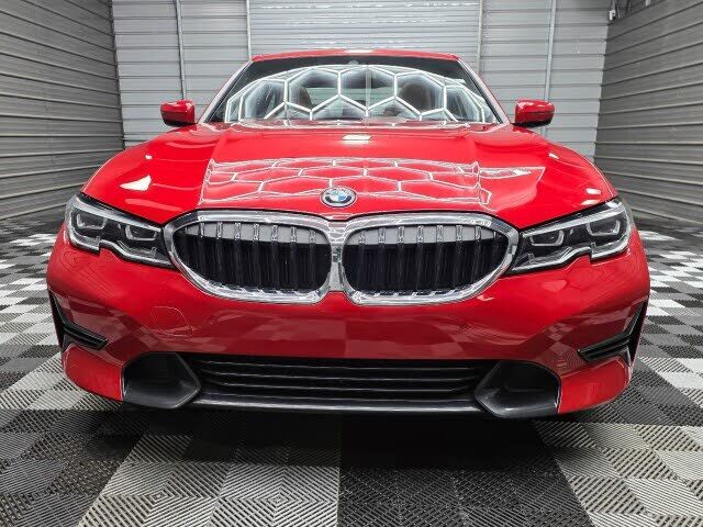 2022 BMW 330e
