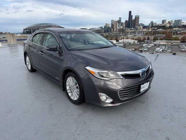 2014 TOYOTA Avalon
