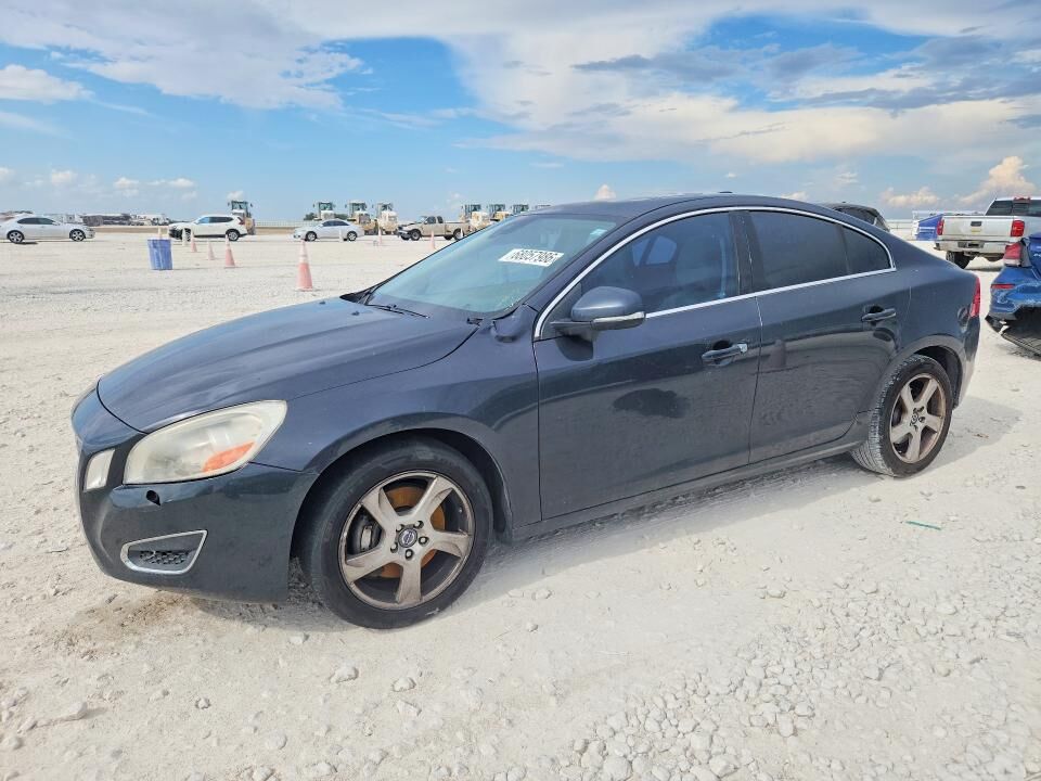 2012 VOLVO S60