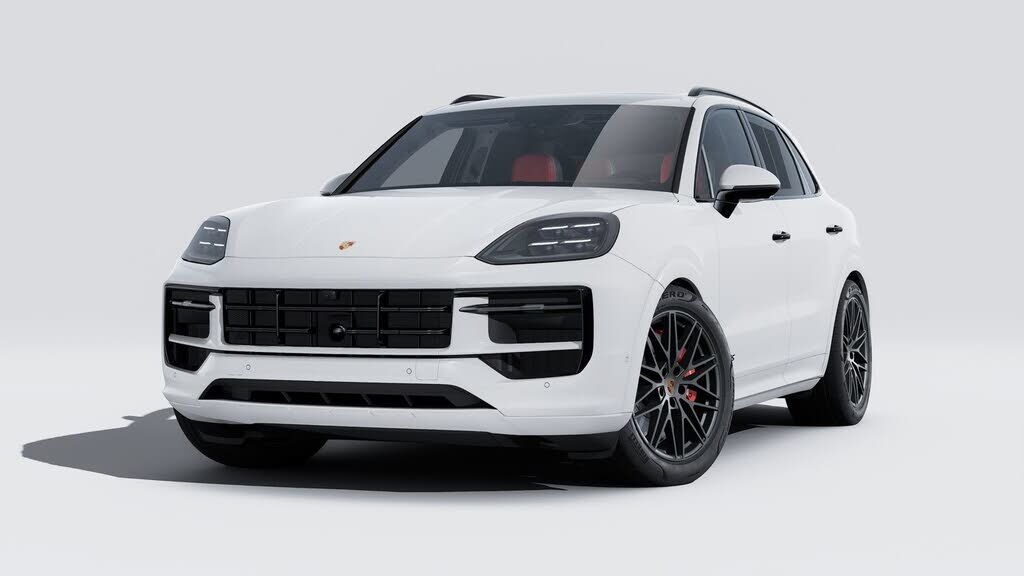 2025 PORSCHE Cayenne