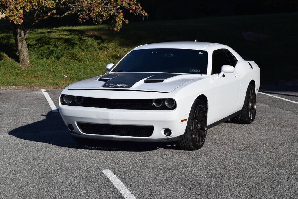 2016 DODGE Challenger