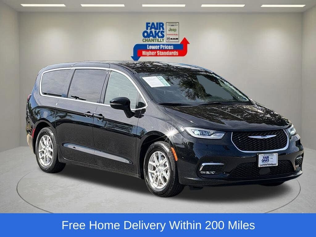 2025 CHRYSLER Pacifica