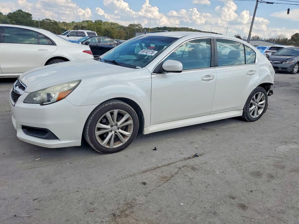 2013 SUBARU Legacy