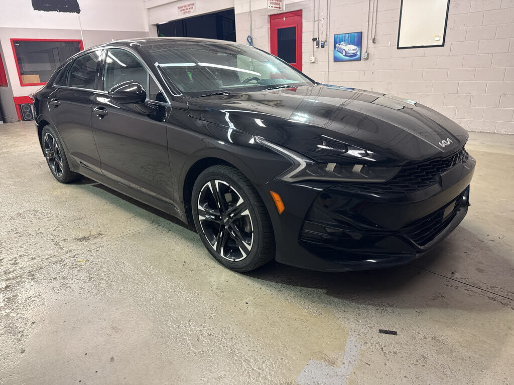 2022 KIA K5