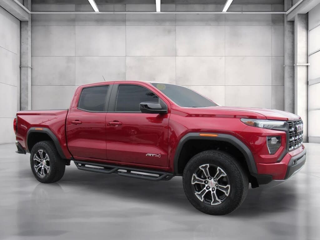 2023 GMC Canyon